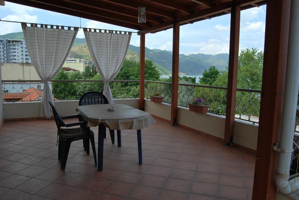 Apartment Plaisir Pogradec Habitación foto