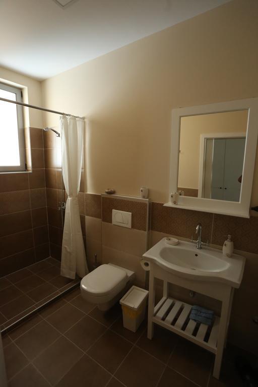 Apartment Plaisir Pogradec Exterior foto